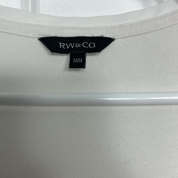 RW&CO. Cute White Cat Print Top | Size M - Picture 4 of 6